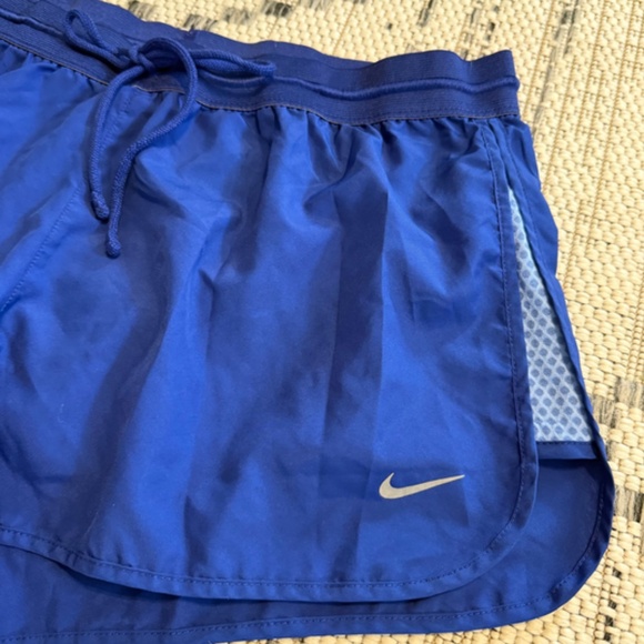 Nike Women's Dri-Fit Blue Running Shorts Stretch Waist Drawstring Large - Picture 2 of 7